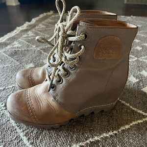 SOREL PDX Leather Wedge Booties Waterproof Leather 6.5